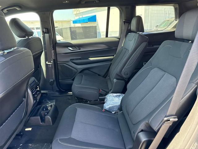 new 2025 Jeep Grand Cherokee L car, priced at $33,673
