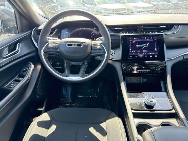 new 2025 Jeep Grand Cherokee L car, priced at $33,673