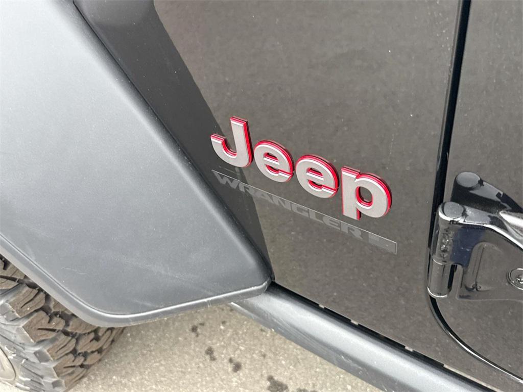 new 2025 Jeep Wrangler car, priced at $54,390
