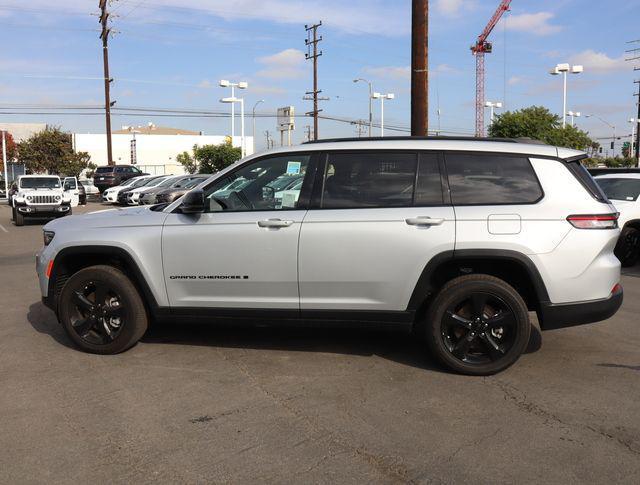 new 2023 Jeep Grand Cherokee L car, priced at $42,430