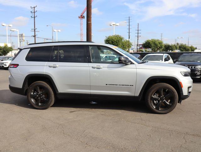 new 2023 Jeep Grand Cherokee L car, priced at $42,430