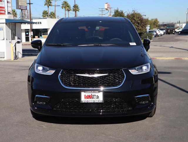 new 2025 Chrysler Pacifica car, priced at $37,200