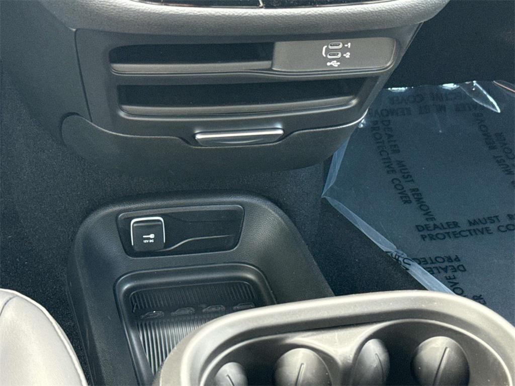 new 2026 Chrysler Pacifica car, priced at $38,748