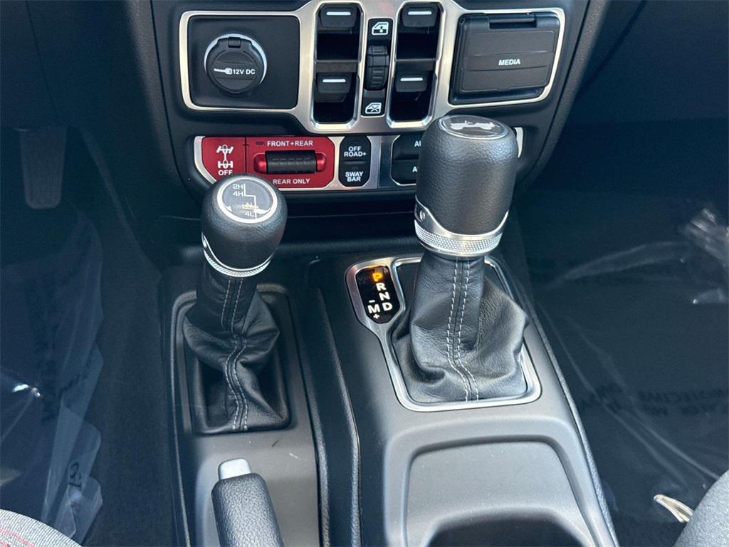new 2025 Jeep Wrangler car, priced at $50,569