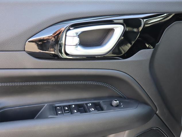 new 2025 Jeep Compass car, priced at $26,465