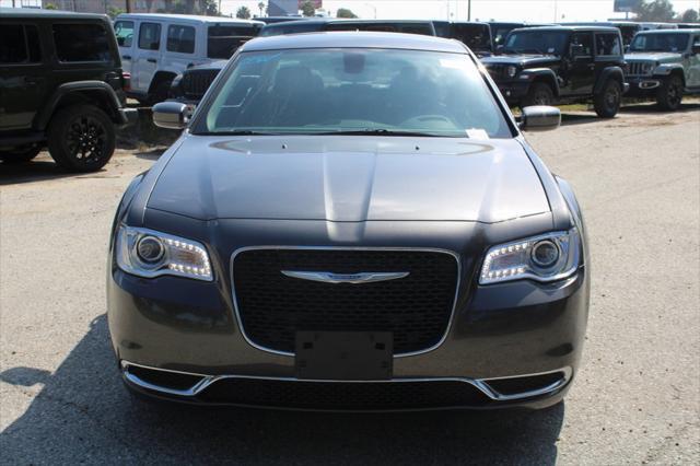 new 2023 Chrysler 300 car, priced at $29,900