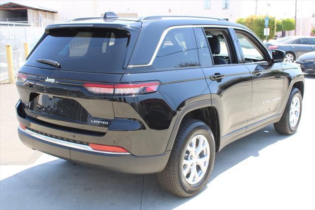 new 2023 Jeep Grand Cherokee car, priced at $40,600