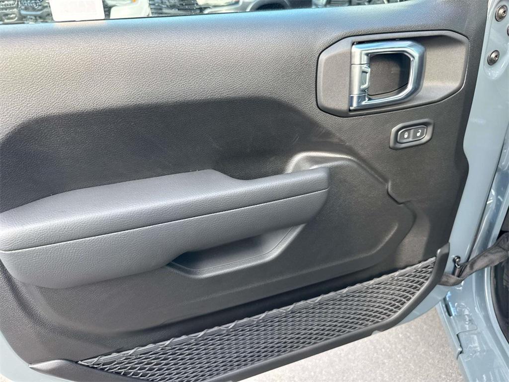 new 2026 Jeep Wrangler car, priced at $39,995