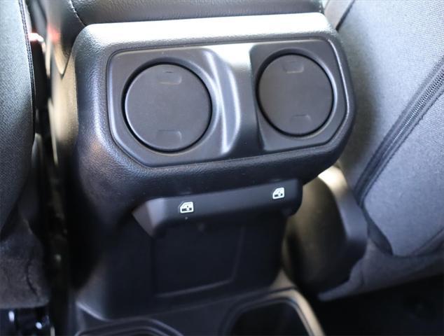 new 2025 Jeep Wrangler car, priced at $46,598