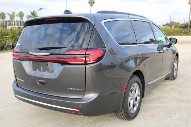 new 2023 Chrysler Pacifica car, priced at $47,495