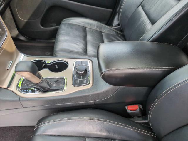 used 2016 Jeep Grand Cherokee car, priced at $15,990