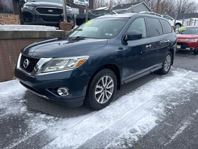 used 2015 Nissan Pathfinder car, priced at $10,990