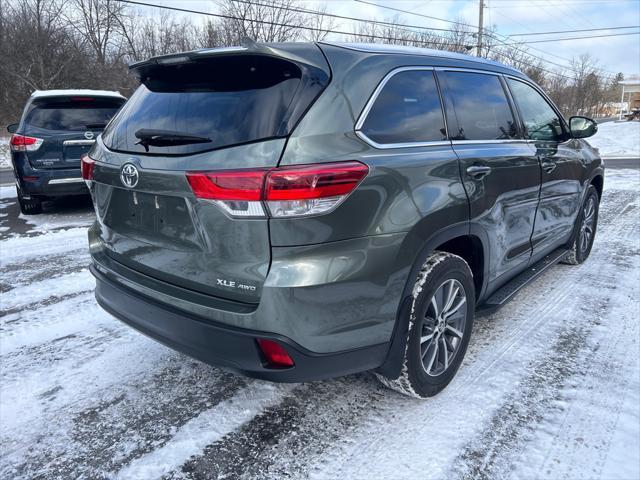 used 2019 Toyota Highlander car, priced at $23,990