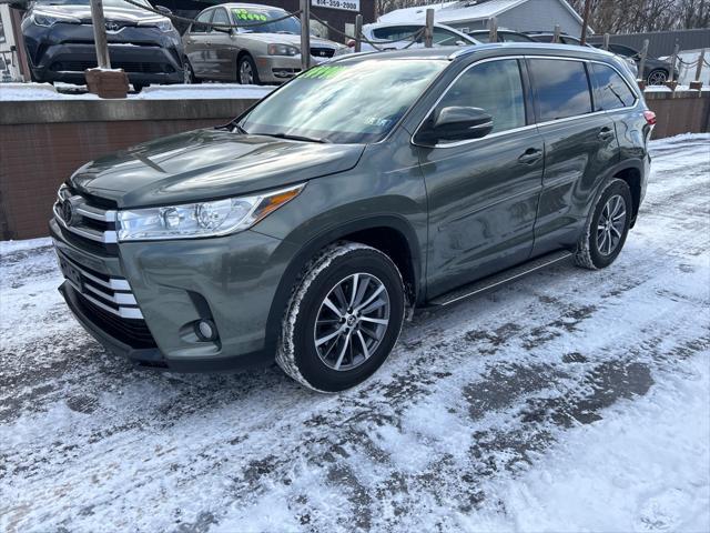 used 2019 Toyota Highlander car, priced at $23,990