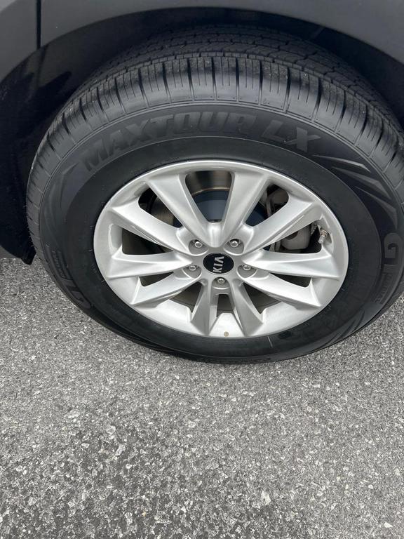 used 2019 Kia Sorento car, priced at $13,490