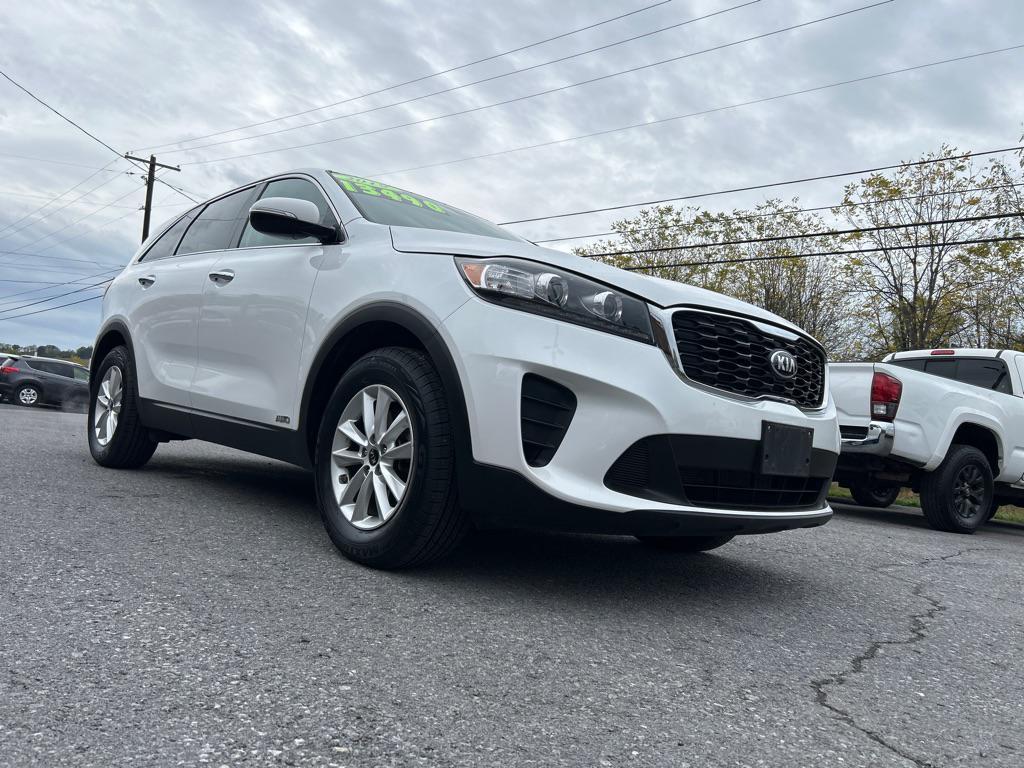 used 2019 Kia Sorento car, priced at $13,490