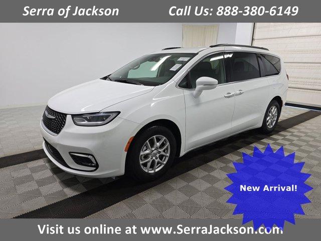 used 2022 Chrysler Pacifica car, priced at $29,411