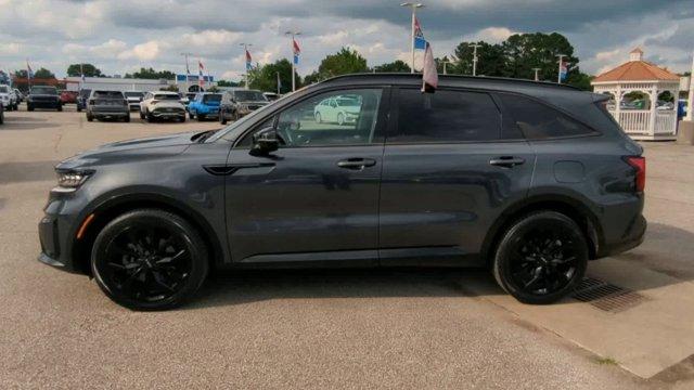 used 2022 Kia Sorento car, priced at $29,911