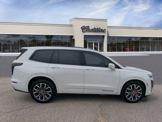used 2024 Cadillac XT6 car, priced at $57,899