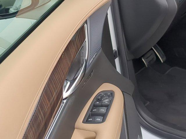 used 2024 Cadillac XT6 car, priced at $57,899