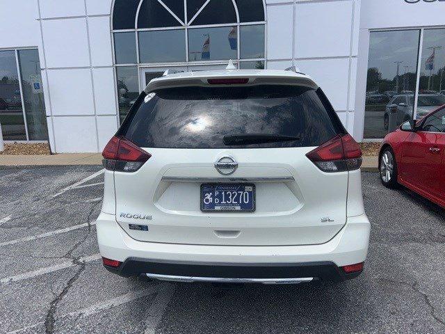 used 2017 Nissan Rogue car