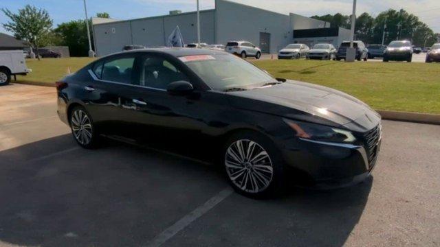 used 2023 Nissan Altima car, priced at $24,911