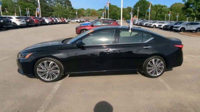used 2023 Nissan Altima car, priced at $24,911