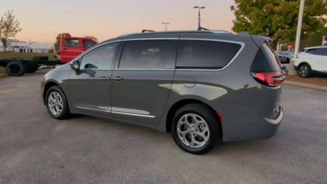 used 2021 Chrysler Pacifica car, priced at $21,411