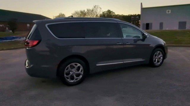 used 2021 Chrysler Pacifica car, priced at $21,411