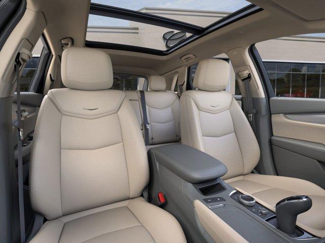 new 2025 Cadillac XT5 car, priced at $55,090