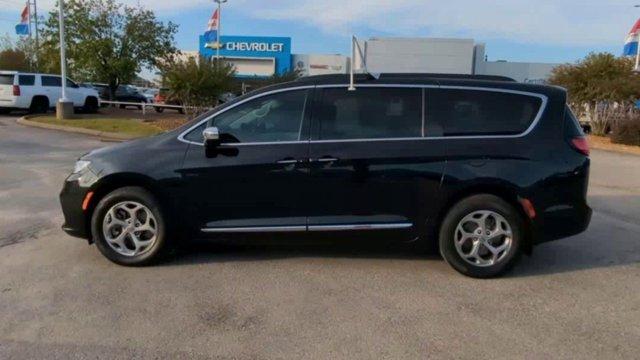 used 2023 Chrysler Pacifica car, priced at $38,411