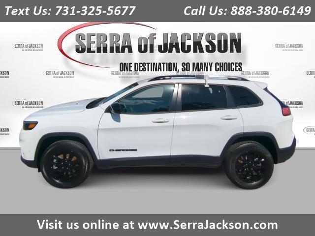 used 2023 Jeep Cherokee car, priced at $25,411