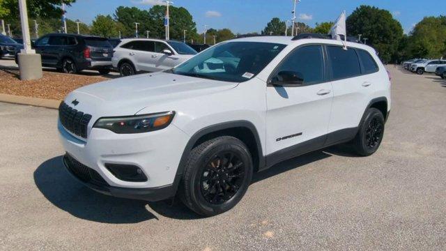 used 2023 Jeep Cherokee car, priced at $25,411