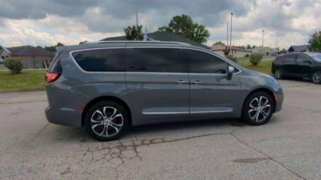 used 2022 Chrysler Pacifica car, priced at $35,911