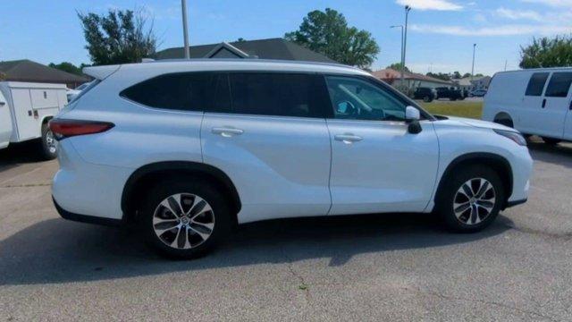 used 2021 Toyota Highlander car, priced at $28,711