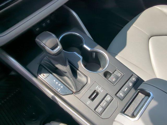 used 2021 Toyota Highlander car, priced at $28,711