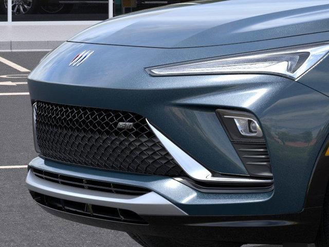 new 2025 Buick Envista car, priced at $30,320