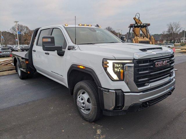 new 2025 GMC Sierra 3500 car, priced at $66,543