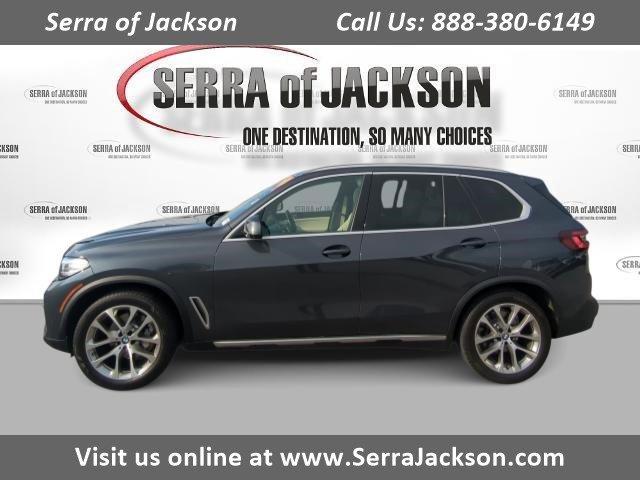 used 2021 BMW X5 car, priced at $31,895