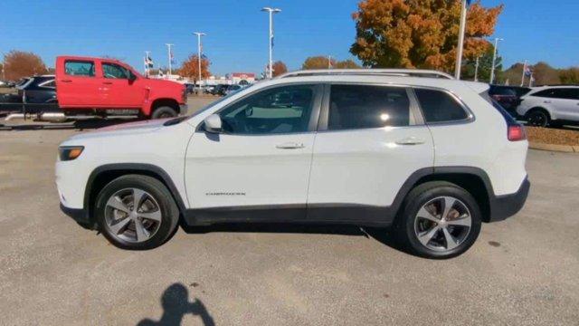 used 2019 Jeep Cherokee car, priced at $17,711