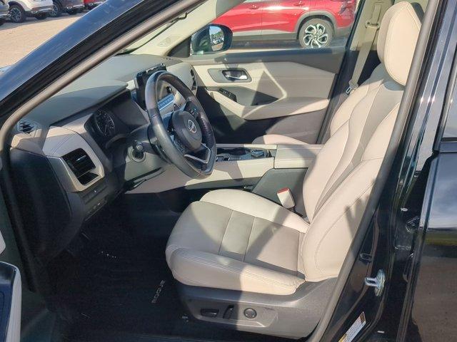 used 2023 Nissan Rogue car, priced at $27,211