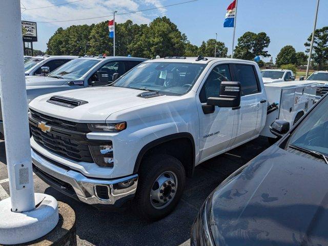 new 2024 Chevrolet Silverado 3500 car, priced at $75,267