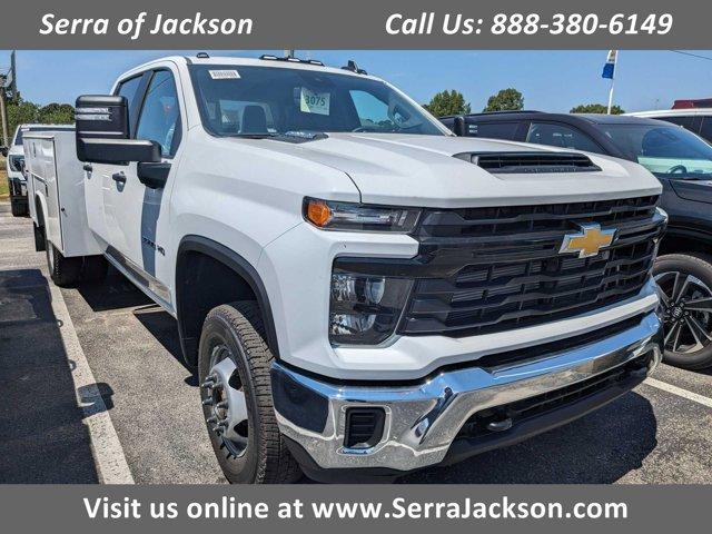 new 2024 Chevrolet Silverado 3500 car, priced at $75,267