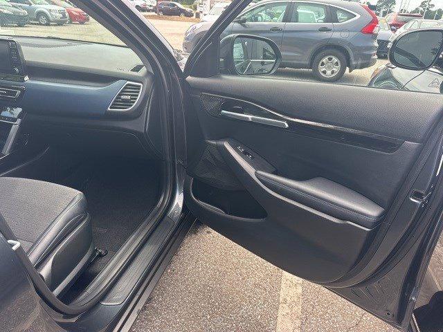 used 2023 Kia Seltos car, priced at $21,711