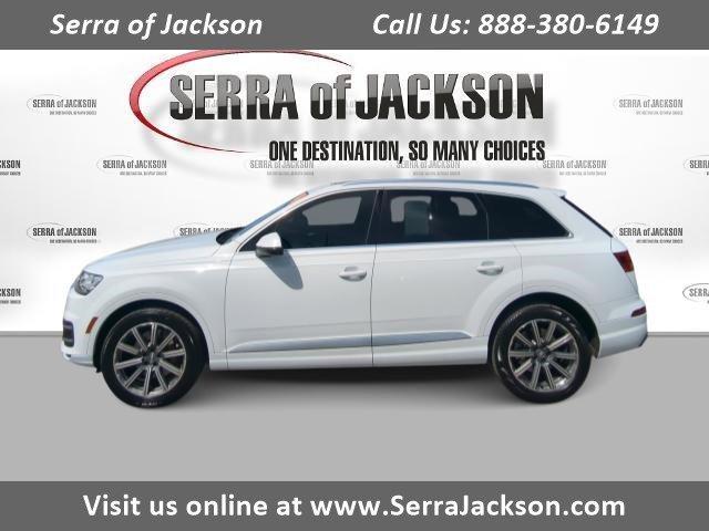 used 2018 Audi Q7 car, priced at $18,998