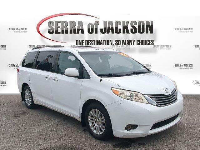 used 2013 Toyota Sienna car, priced at $8,998