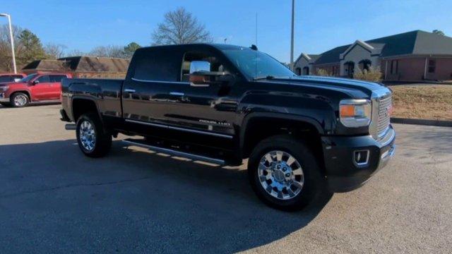 used 2016 GMC Sierra 2500 car, priced at $40,911