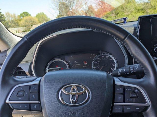 used 2023 Toyota Highlander car, priced at $37,988