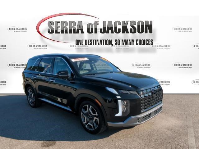 used 2023 Hyundai Palisade car, priced at $35,998