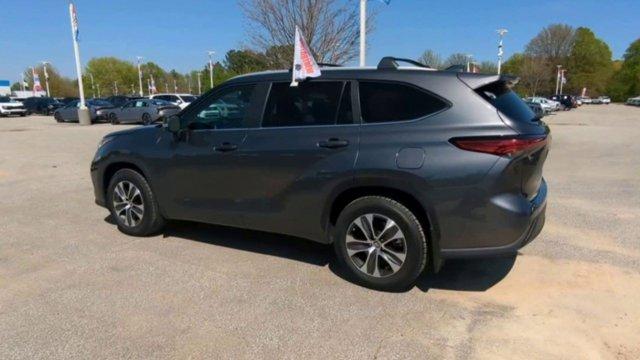 used 2023 Toyota Highlander car, priced at $40,911